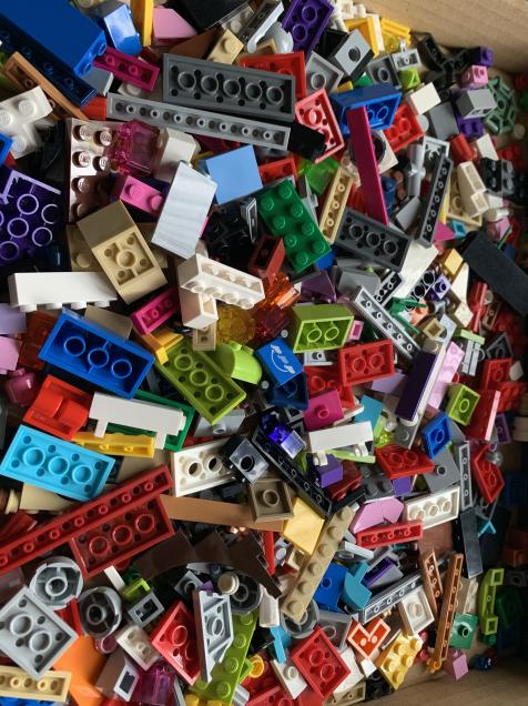 LEGO® KLASIK SADA KOSTEK A DÍLKŮ 4