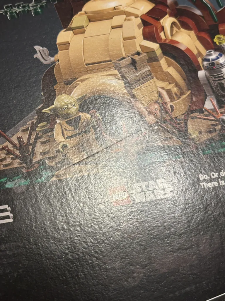 LEGO® STAR WARS 75330 JEDISKÝ TRÉNINK NA PLANETĚ DAGOBAH